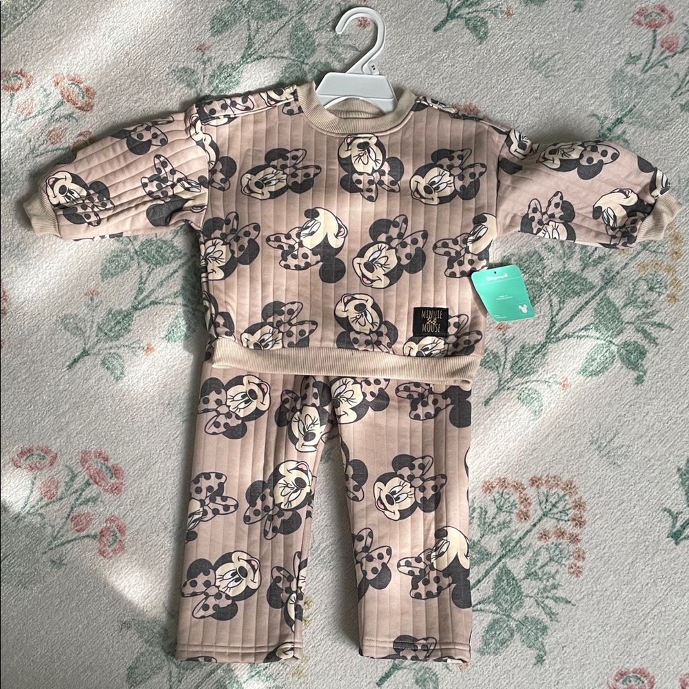Disney Girls Taupe Minnie Mouse Quilted Set
